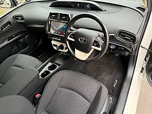 Used 2016 Toyota Prius Active White - Interior and Exterior details 12