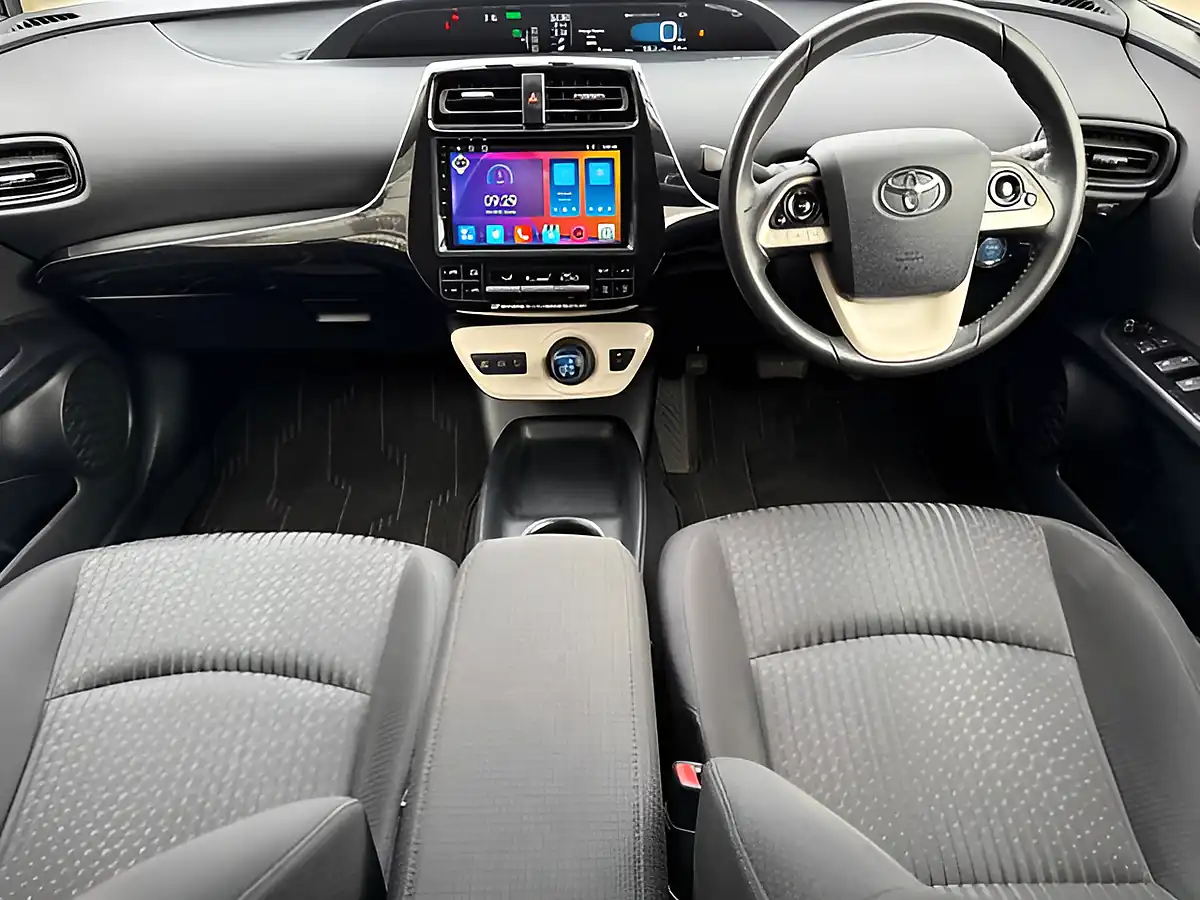 Used 2016 Toyota Prius Active White - Interior and Exterior details 3