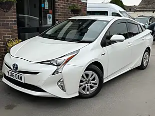 Used 2016 Toyota Prius Active White - Interior and Exterior details 4
