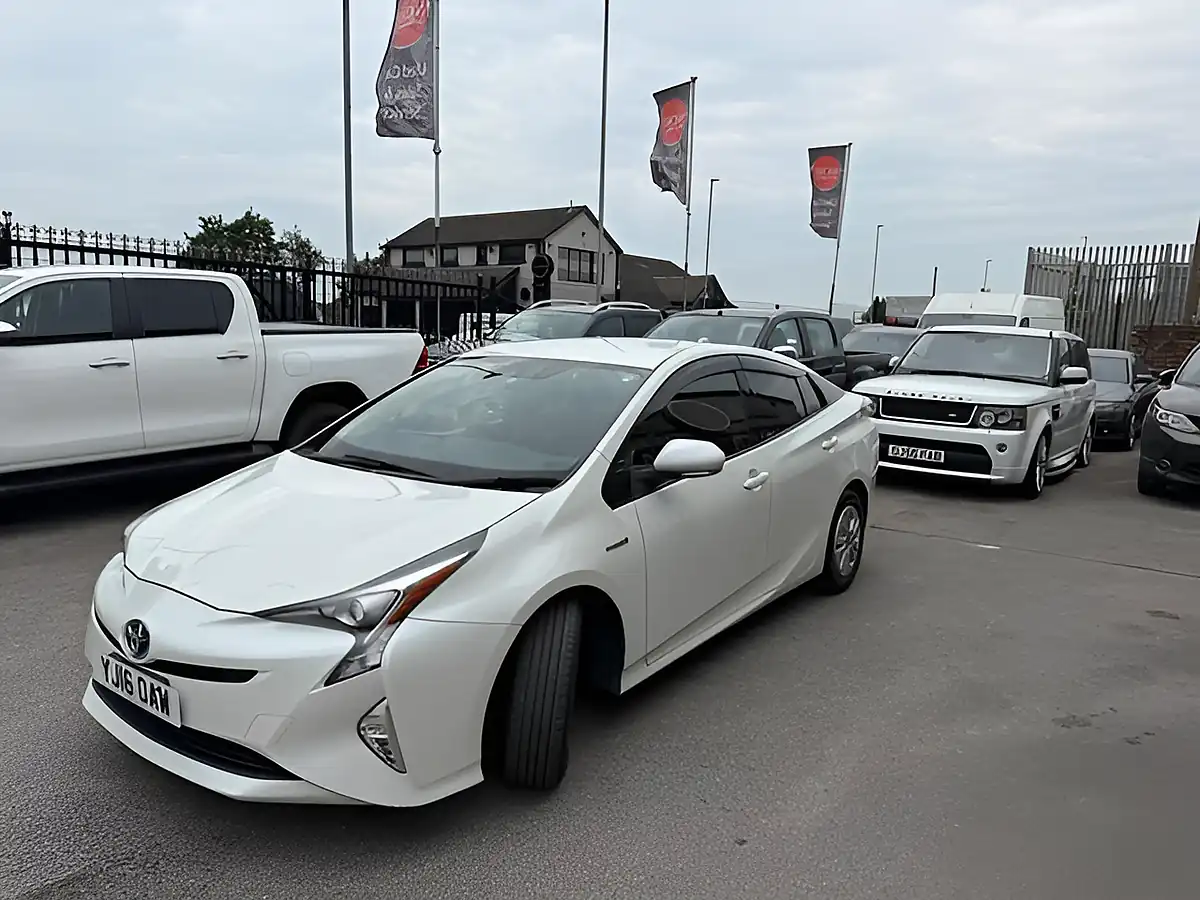 Used 2016 Toyota Prius Active White - Interior and Exterior details 8