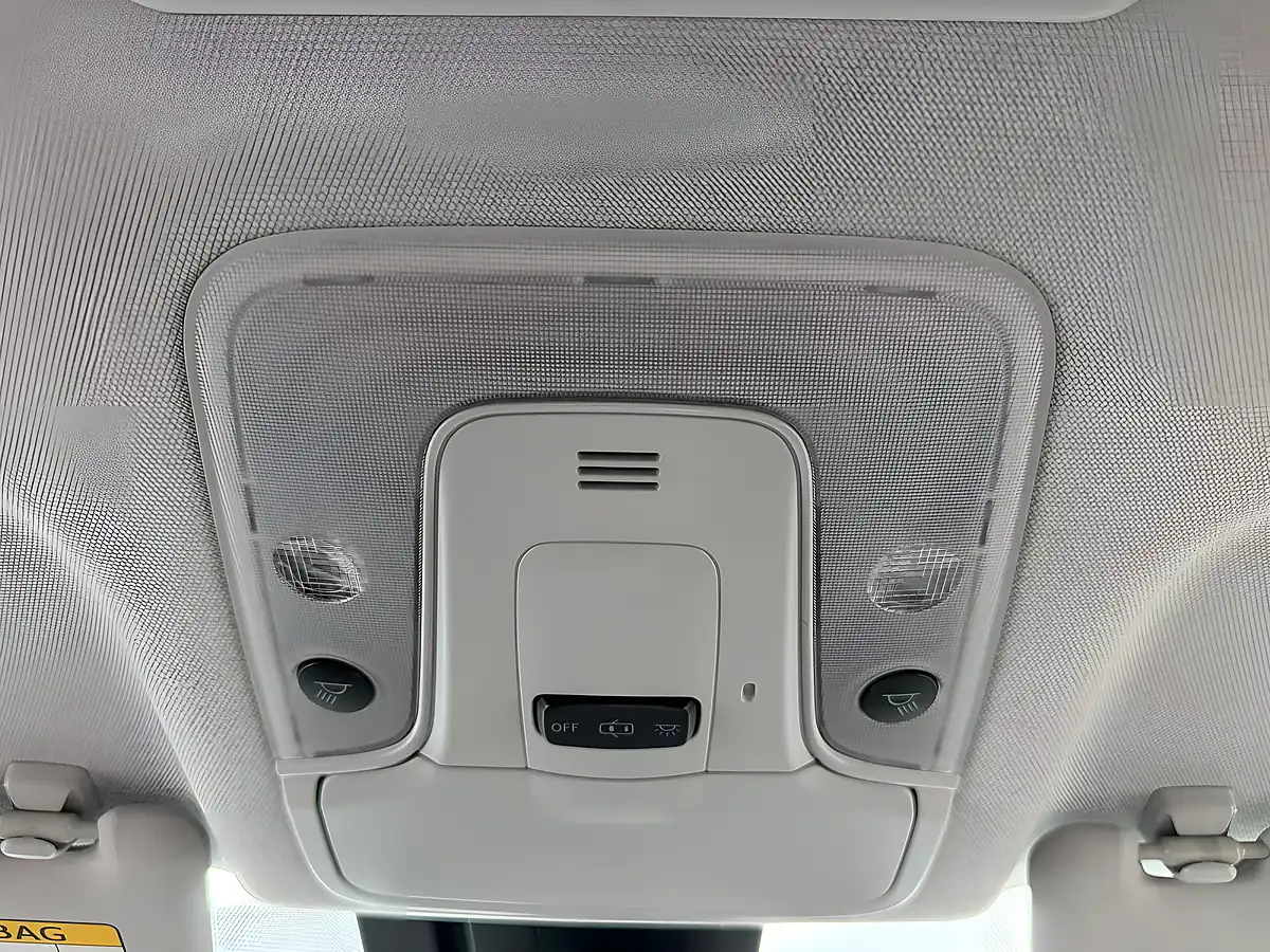 Used 2016 Toyota Prius Business Edition Black - Interior and Exterior details 14