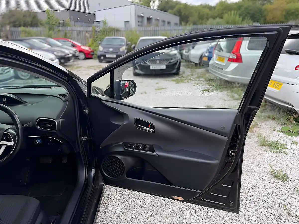 Used 2016 Toyota Prius Business Edition Black - Interior and Exterior details 9