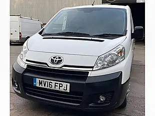 Used 2016 Toyota Proace L2 H1 White - Interior and Exterior details 15