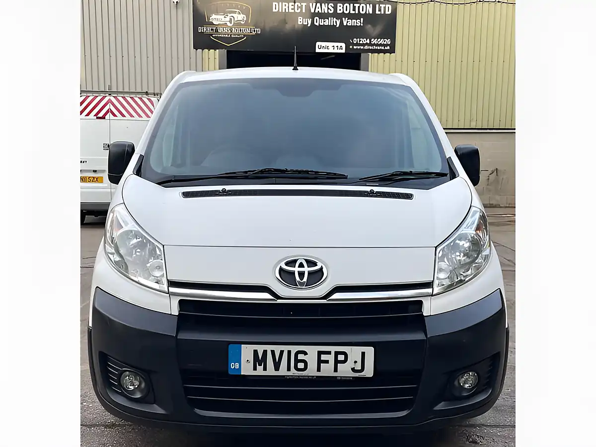 Used 2016 Toyota Proace L2 H1 White - Interior and Exterior details 2