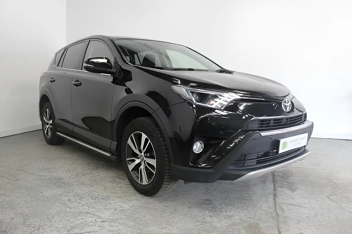 Used 2016 Toyota RAV4 Business Edition Black - Front View