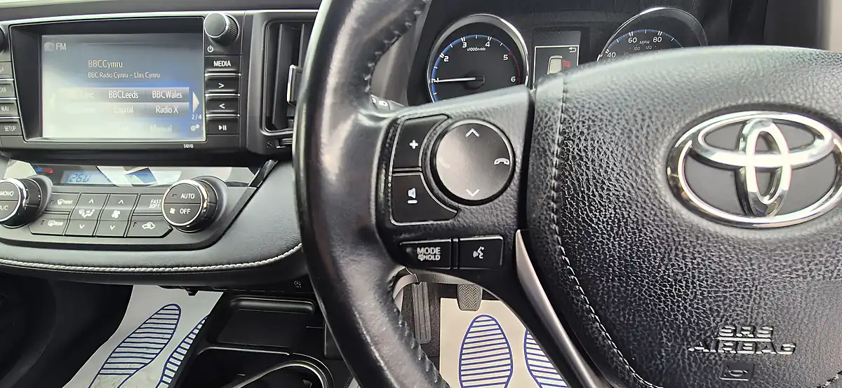 Used 2016 Toyota RAV4 Business Edition White - Interior and Exterior details 11
