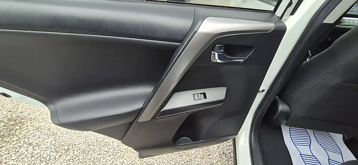 Used 2016 Toyota RAV4 Business Edition White - Interior and Exterior details 18