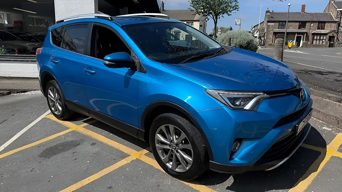 Used 2016 Toyota RAV4 Excel Blue - Front View