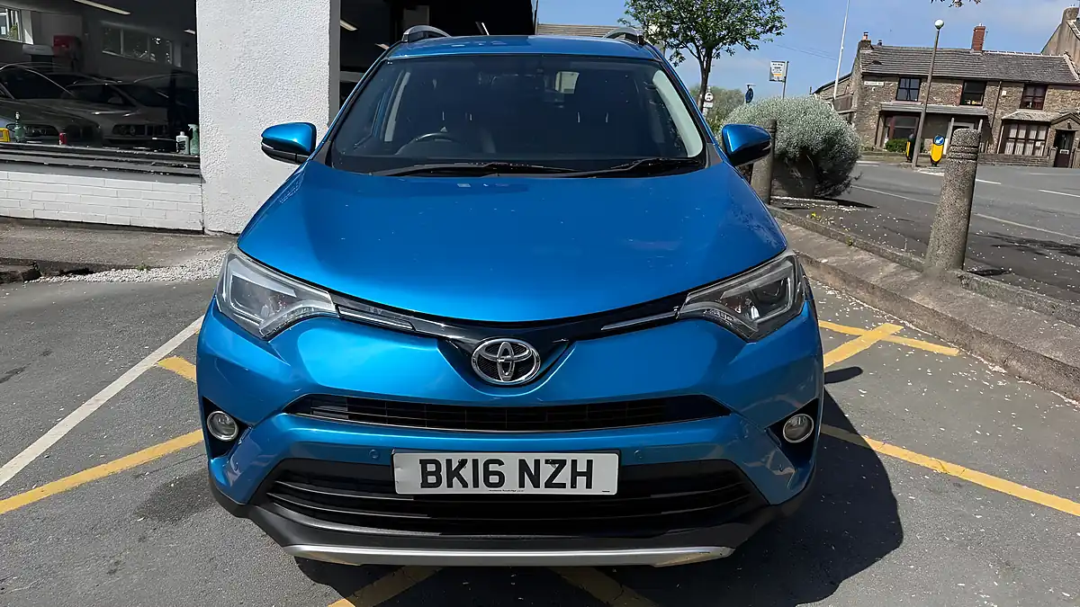 Used 2016 Toyota RAV4 Excel Blue - Interior and Exterior details 6
