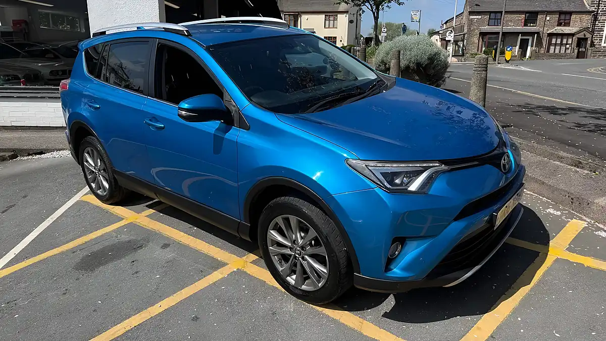 Used 2016 Toyota RAV4 Excel Blue - Interior and Exterior details 8