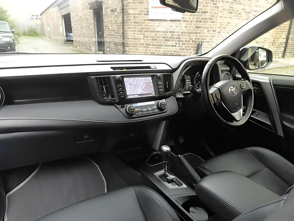 Used 2016 Toyota Rav4 Excel Blue - Interior and Exterior details 11