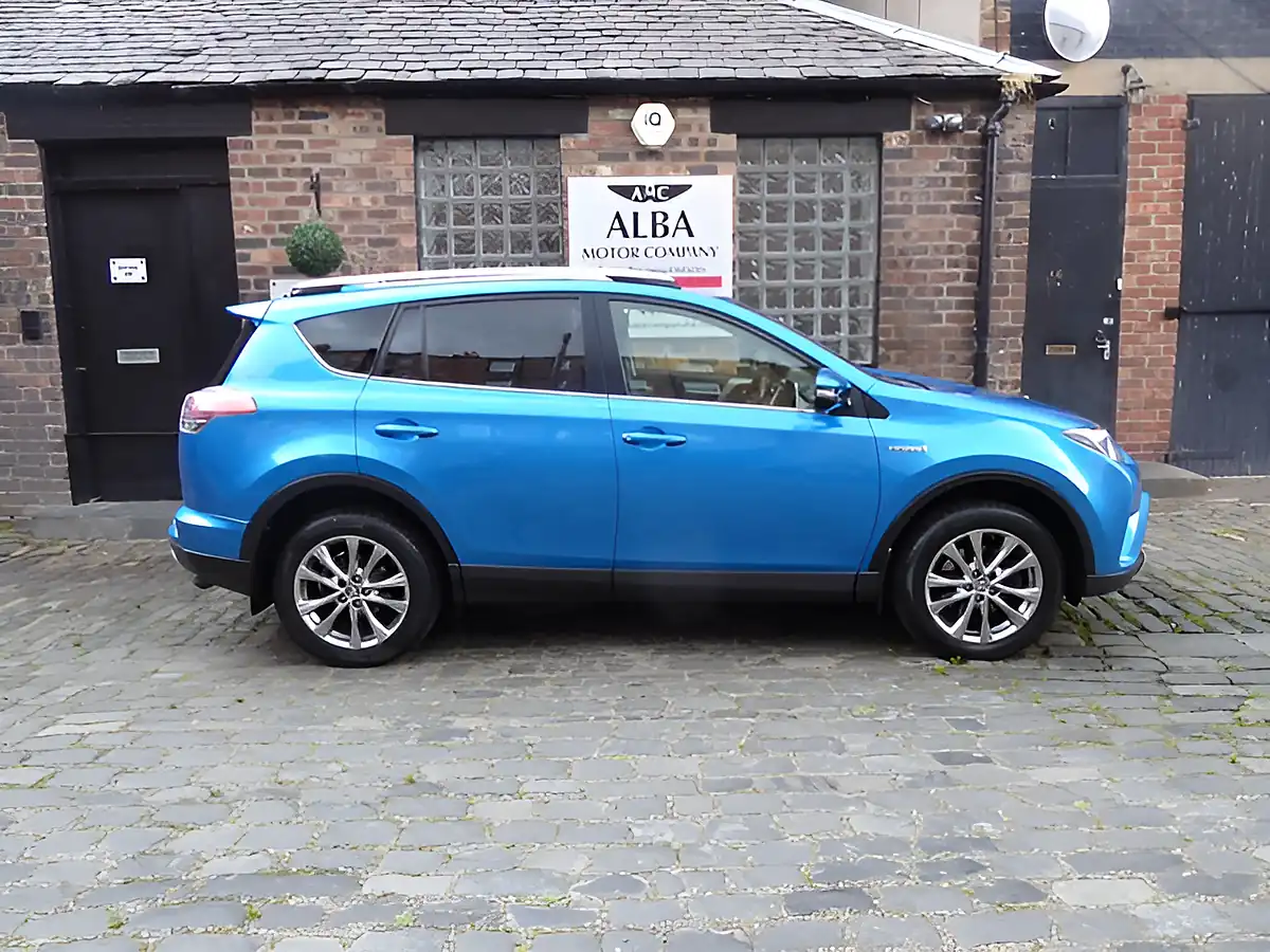 Used 2016 Toyota Rav4 Excel Blue - Interior and Exterior details 7