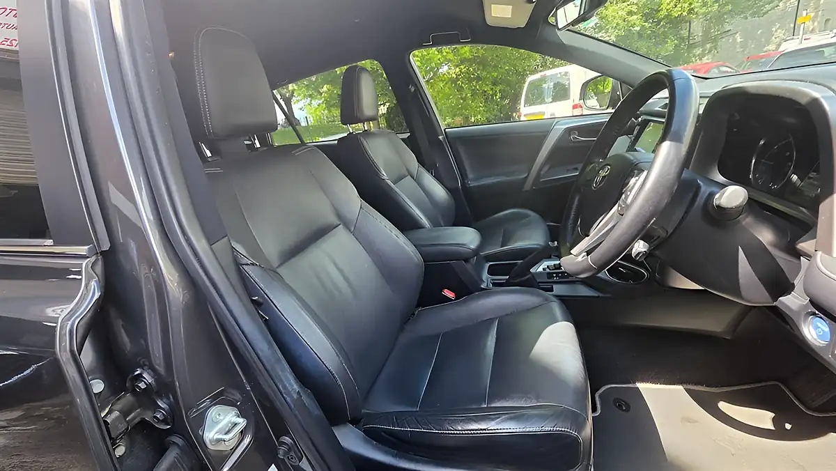 Used 2016 Toyota RAV4 Excel Grey - Interior and Exterior details 10