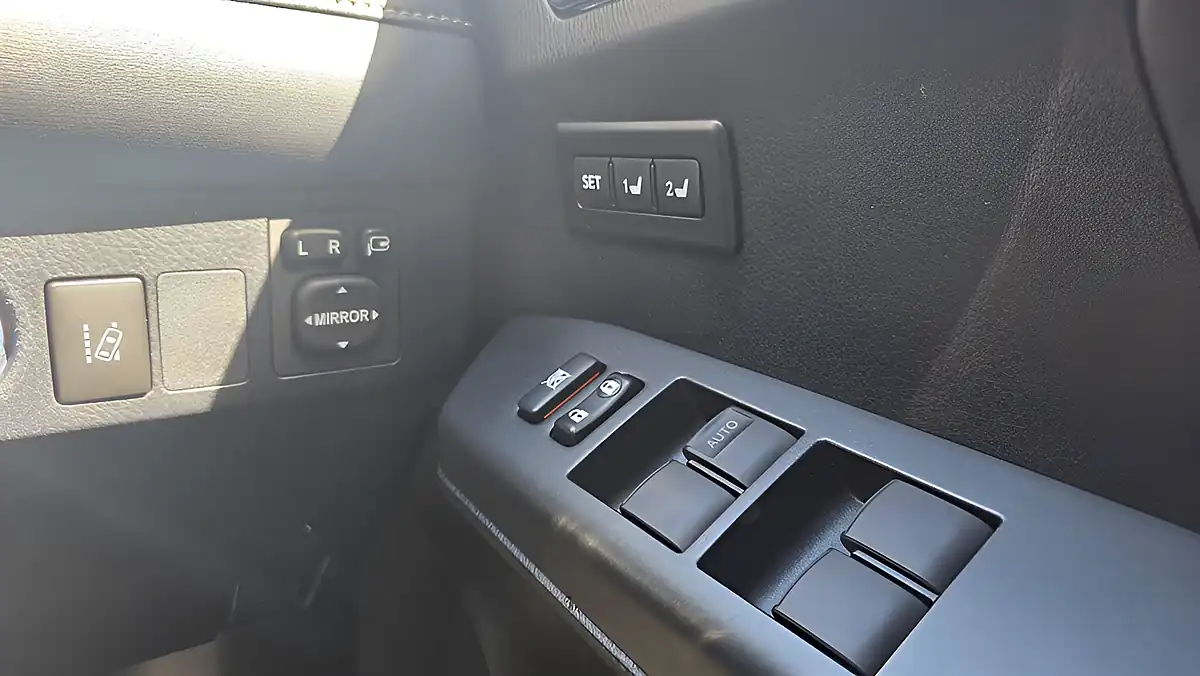 Used 2016 Toyota RAV4 Excel Grey - Interior and Exterior details 19