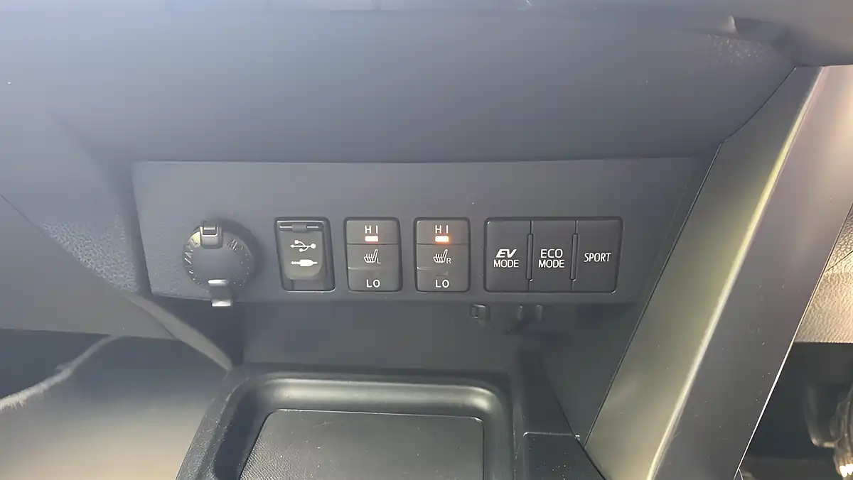 Used 2016 Toyota RAV4 Excel Grey - Interior and Exterior details 20