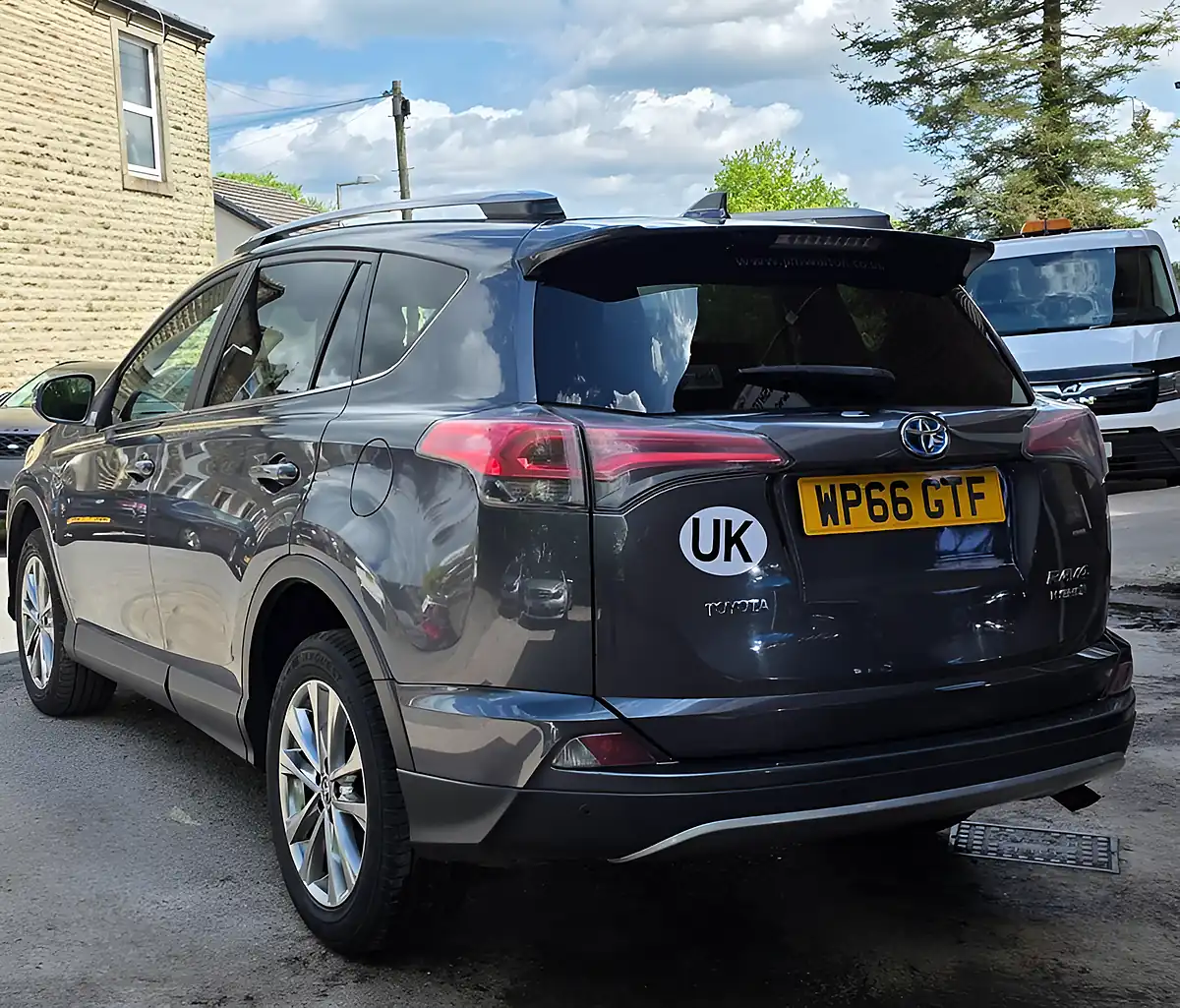 Used 2016 Toyota RAV4 Excel Grey - Interior and Exterior details 4