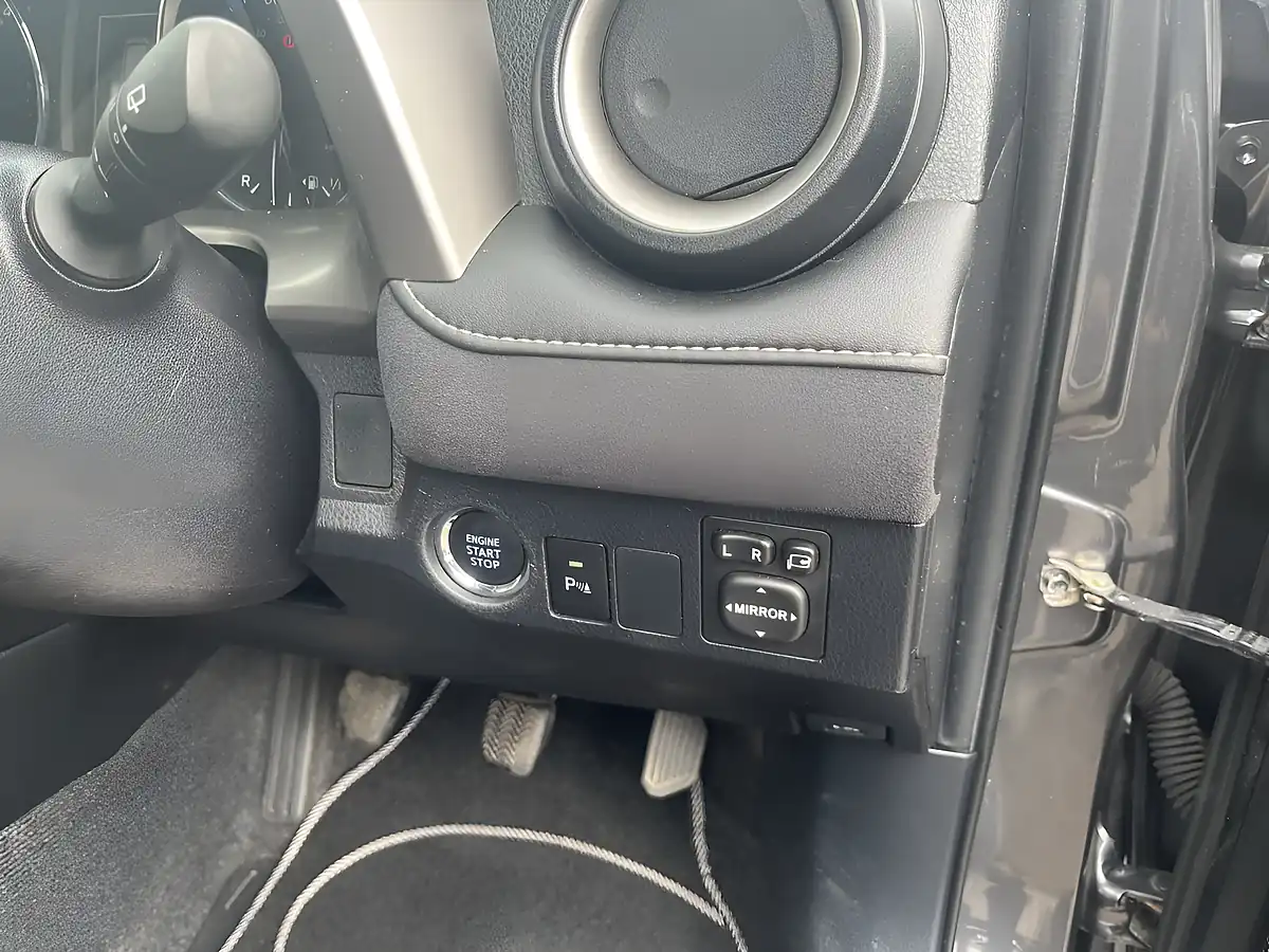 Used 2016 Toyota RAV4 Icon Decuma Grey - Interior and Exterior details 15