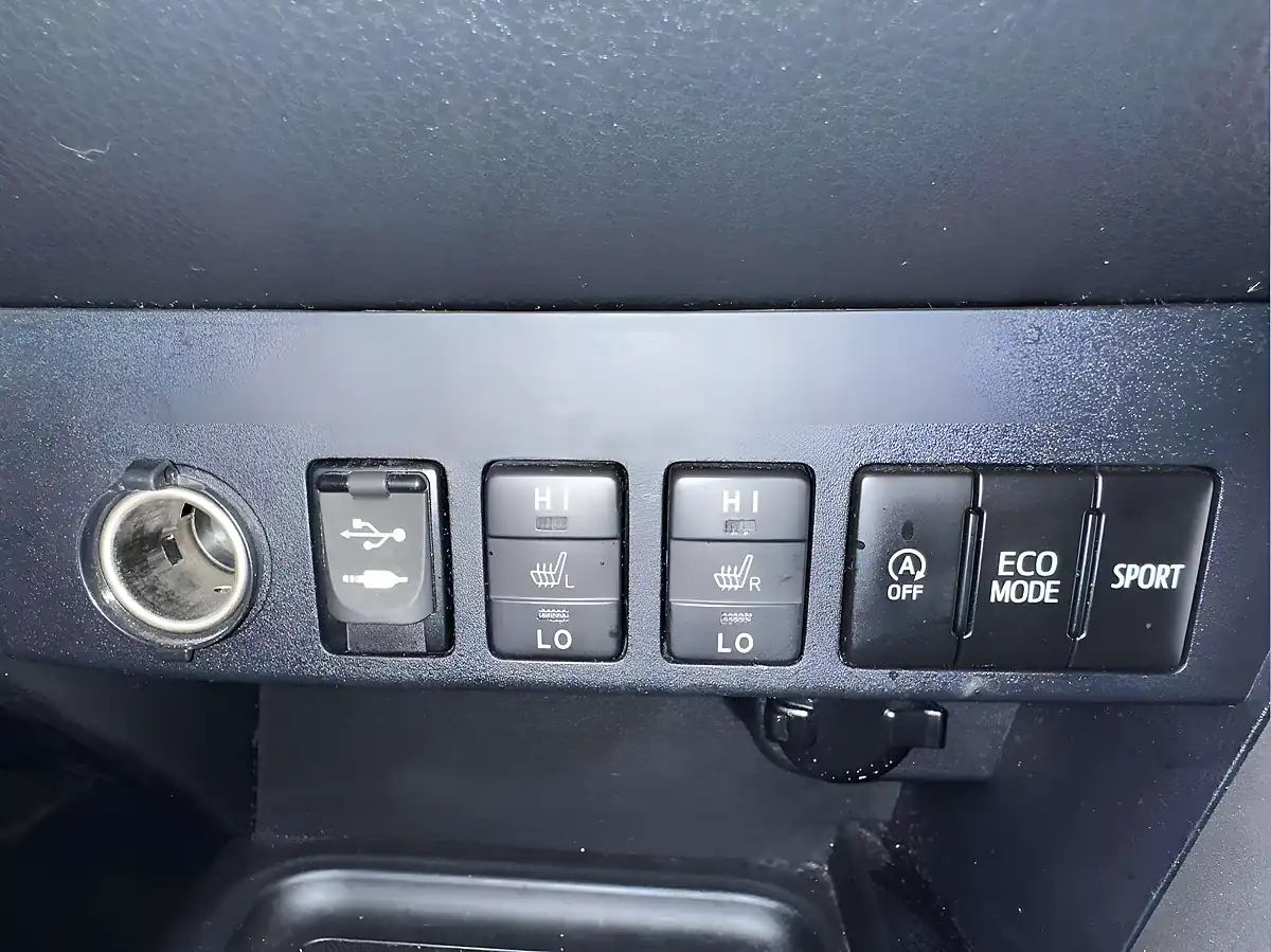 Used 2016 Toyota RAV4 Icon White - Interior and Exterior details 13