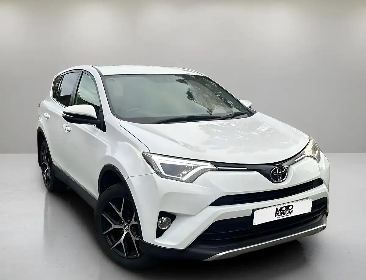 Used 2016 Toyota RAV4 Icon White - Interior and Exterior details 16