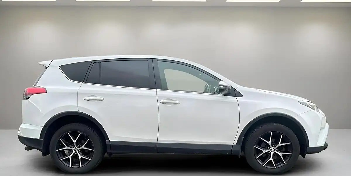 Used 2016 Toyota RAV4 Icon White - Interior and Exterior details 4