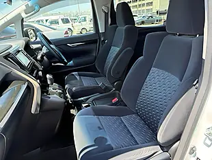 Used 2016 Toyota Vellfire Z (7 Seater) White - Interior and Exterior details 2