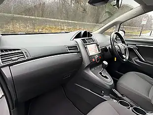Used 2016 Toyota Verso Design Silver - Interior and Exterior details 10