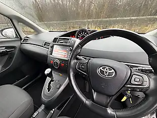 Used 2016 Toyota Verso Design Silver - Interior and Exterior details 20
