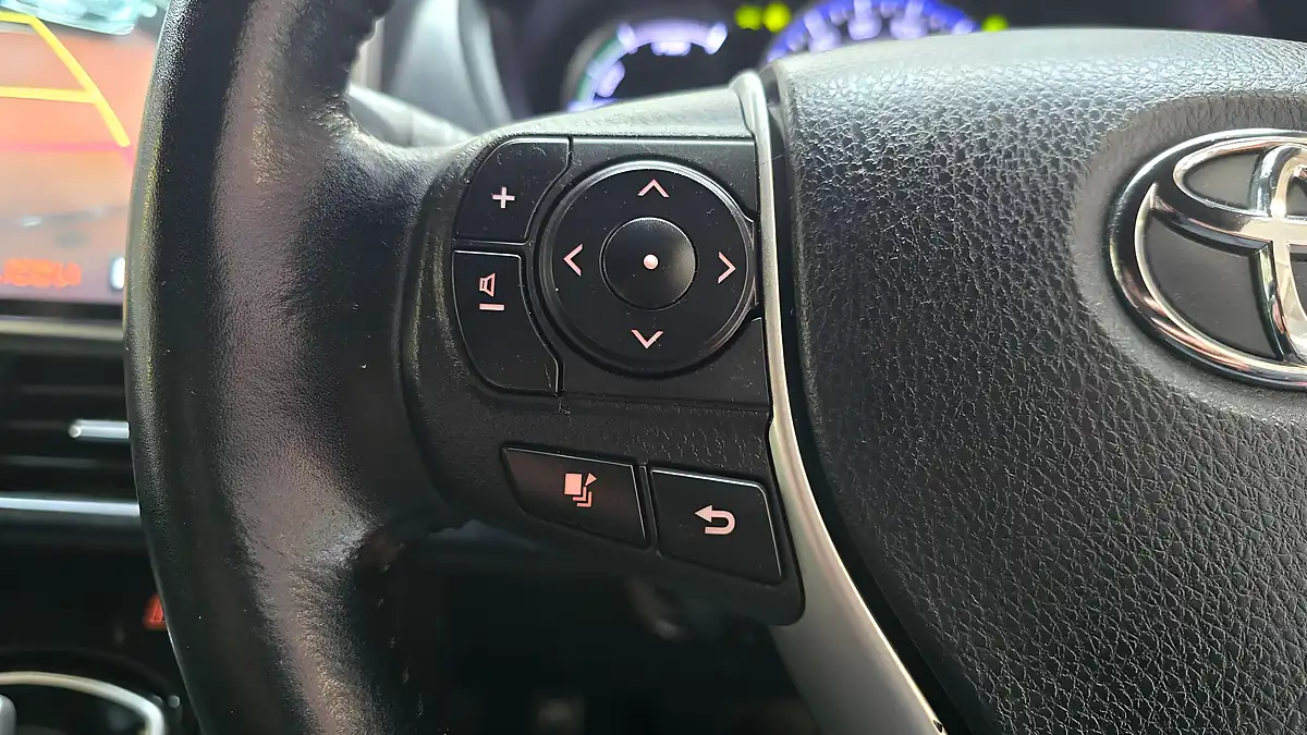 Used 2016 Toyota Voxy Esquire Black Leather Black - Interior and Exterior details 10