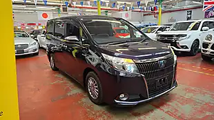 Used 2016 Toyota Voxy Esquire Black Leather Black - Interior and Exterior details 3