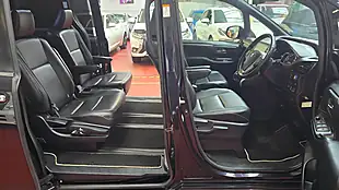 Used 2016 Toyota Voxy Esquire Black Leather Black - Interior and Exterior details 6