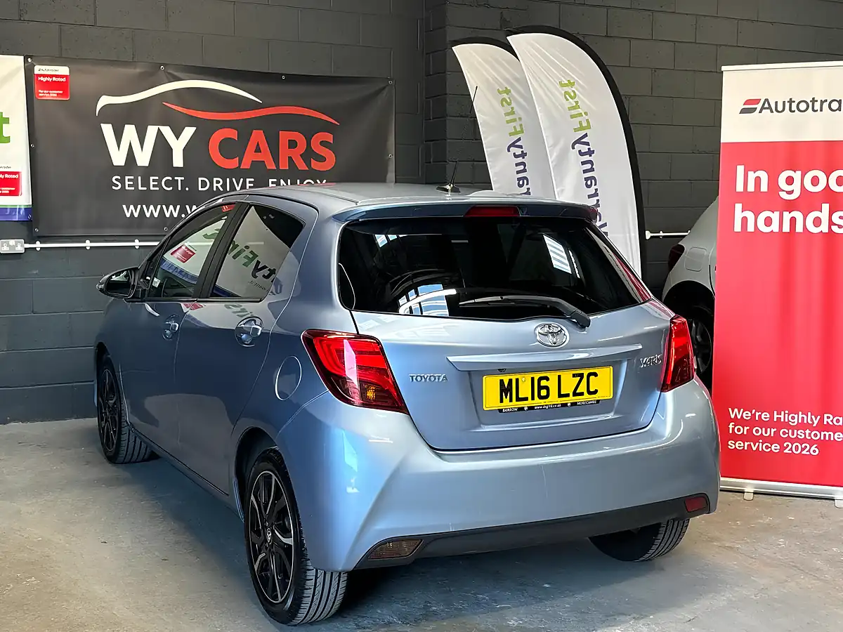 Used 2016 Toyota Yaris Design Blue - Interior and Exterior details 7