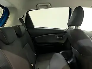 Used 2016 Toyota Yaris Design Blue - Interior and Exterior details 15