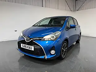 Used 2016 Toyota Yaris Design Blue - Interior and Exterior details 3