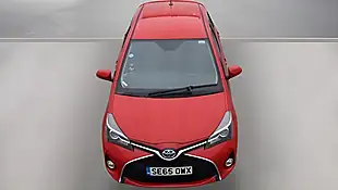 Used 2016 Toyota Yaris Design Red - Interior and Exterior details 8