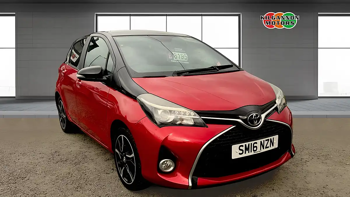 Used 2016 Toyota Yaris Design Red - Front View