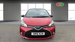 Used 2016 Toyota Yaris Design Red - Interior and Exterior details 4
