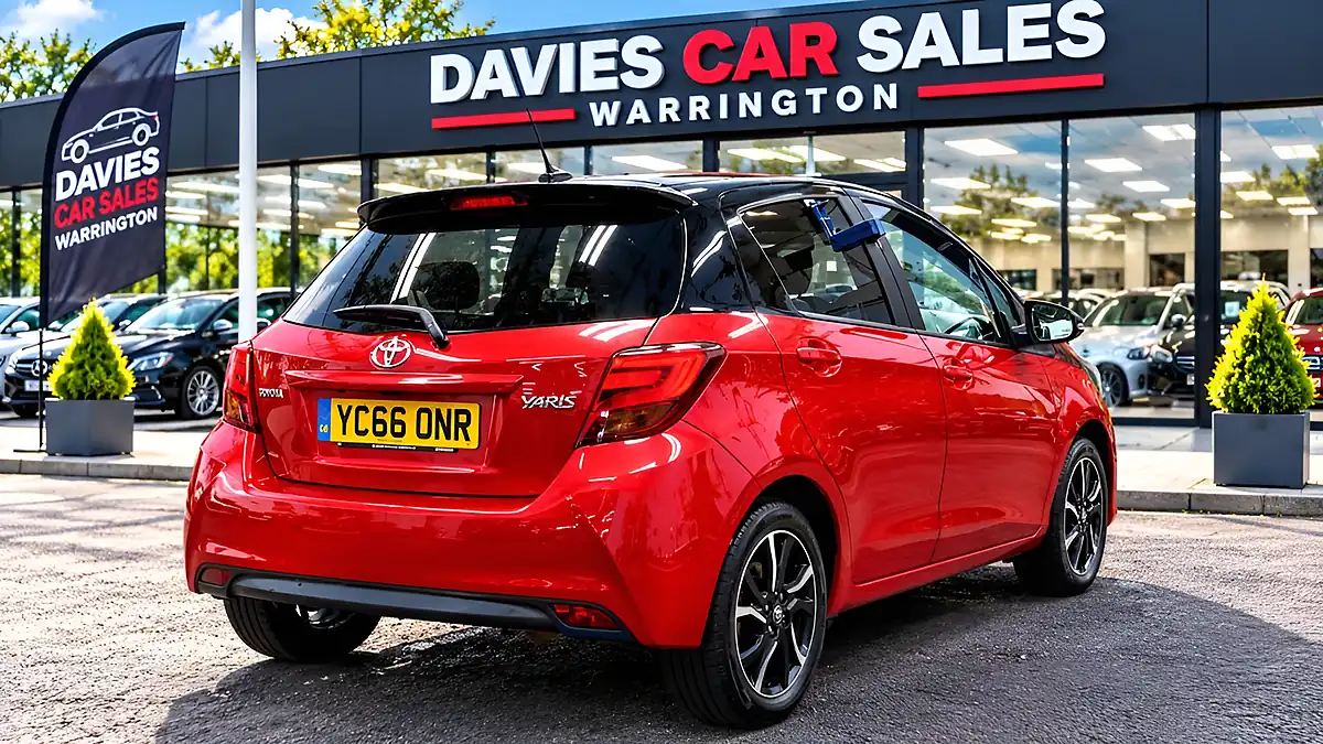 Used 2016 Toyota Yaris Design Red - Interior and Exterior details 5