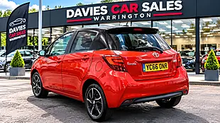 Used 2016 Toyota Yaris Design Red - Interior and Exterior details 6