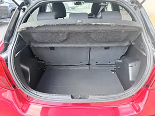 Used 2016 Toyota Yaris Design Red - Interior and Exterior details 10