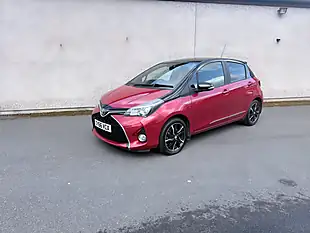Used 2016 Toyota Yaris Design Red - Interior and Exterior details 3
