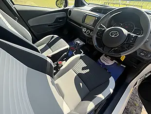 Used 2016 Toyota Yaris Design White - Interior and Exterior details 7