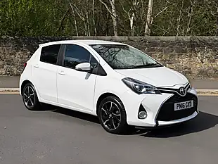 Used 2016 Toyota Yaris Design White - Interior and Exterior details 5