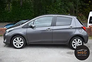 Used 2016 Toyota Yaris Excel Grey - Interior and Exterior details 9