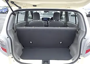 Used 2016 Toyota Yaris Hatchback Yellow - Interior and Exterior details 11