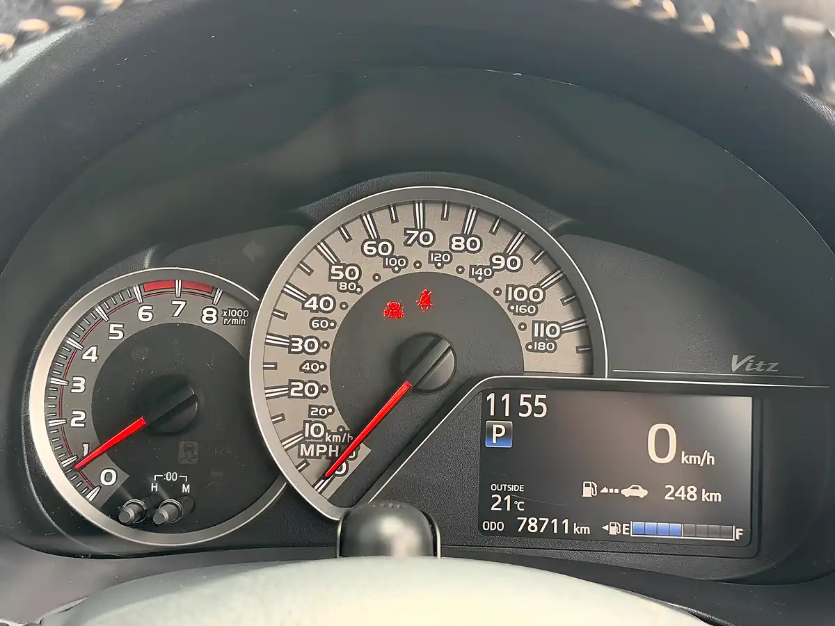 Used 2016 Toyota Yaris Icon Black - Interior and Exterior details 16