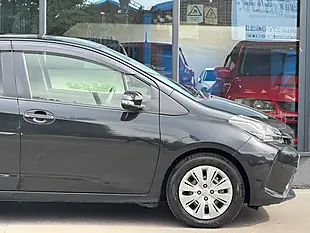 Used 2016 Toyota Yaris Icon Black - Interior and Exterior details 8
