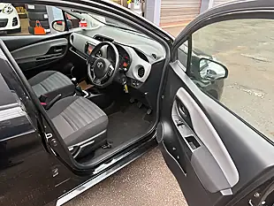Used 2016 Toyota Yaris Icon Black - Interior and Exterior details 13