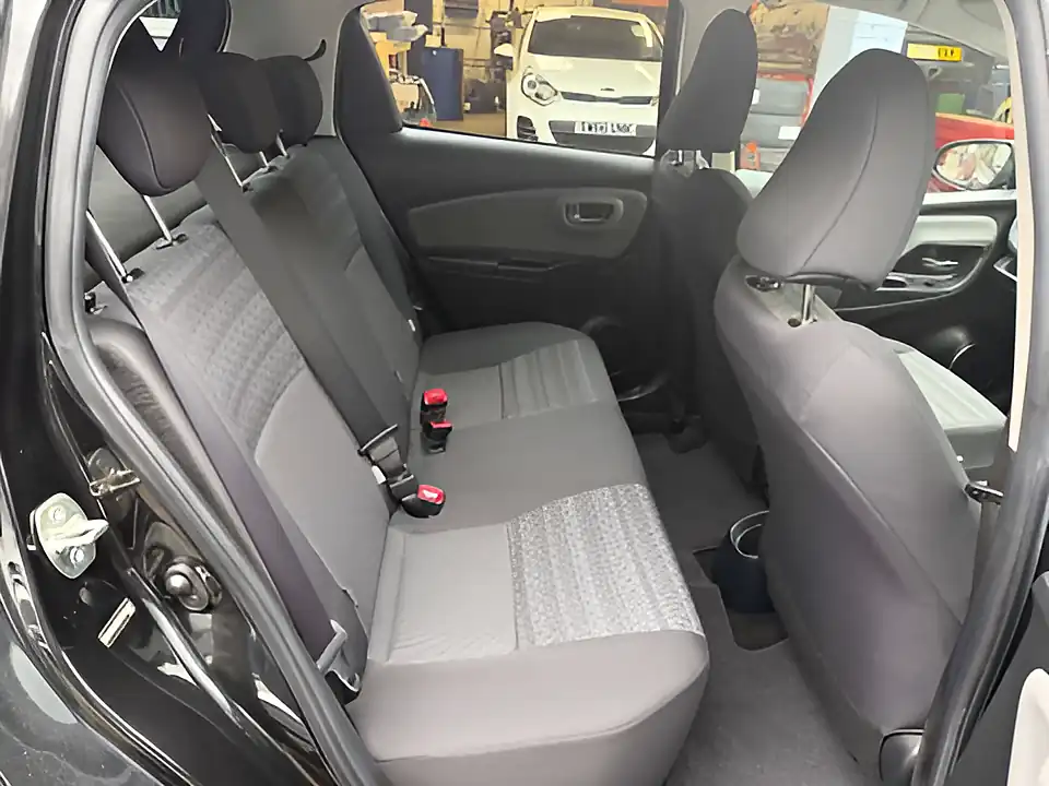 Used 2016 Toyota Yaris Icon Black - Interior and Exterior details 19