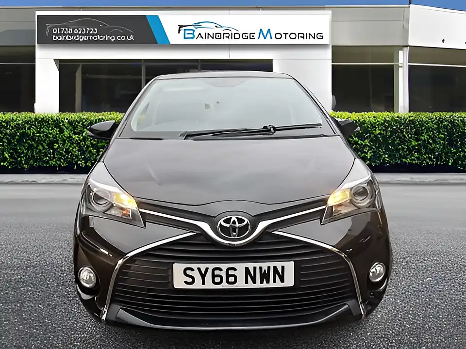 Used 2016 Toyota Yaris Icon Black - Interior and Exterior details 8