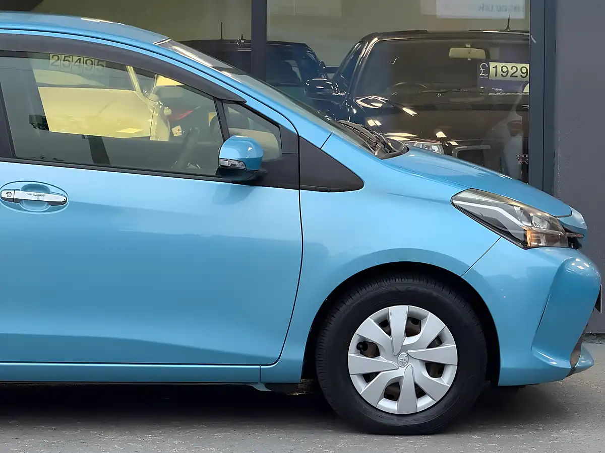 Used 2016 Toyota Yaris Icon Blue - Interior and Exterior details 11